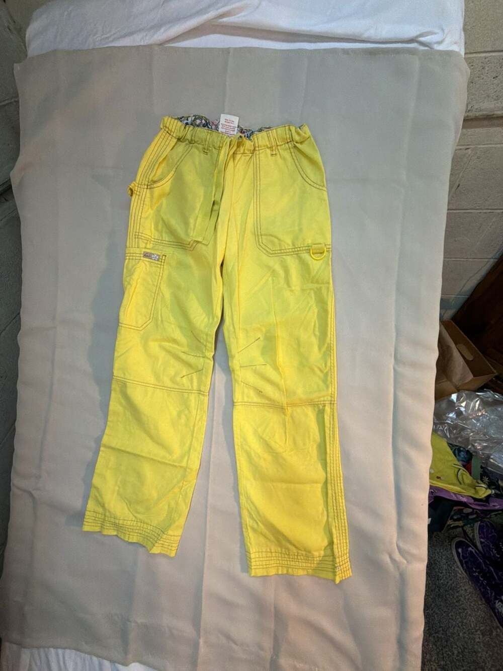 Koi Kathy Peterson Women's Yellow Utility Cargo scrub Pants Tall XS